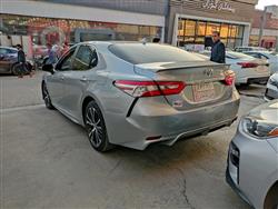 تۆیۆتا کامری